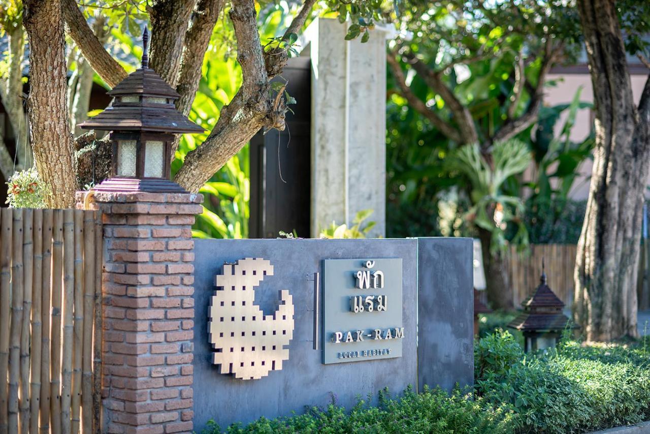 Hotel Pak Ram Mae Rim Zewnętrze zdjęcie